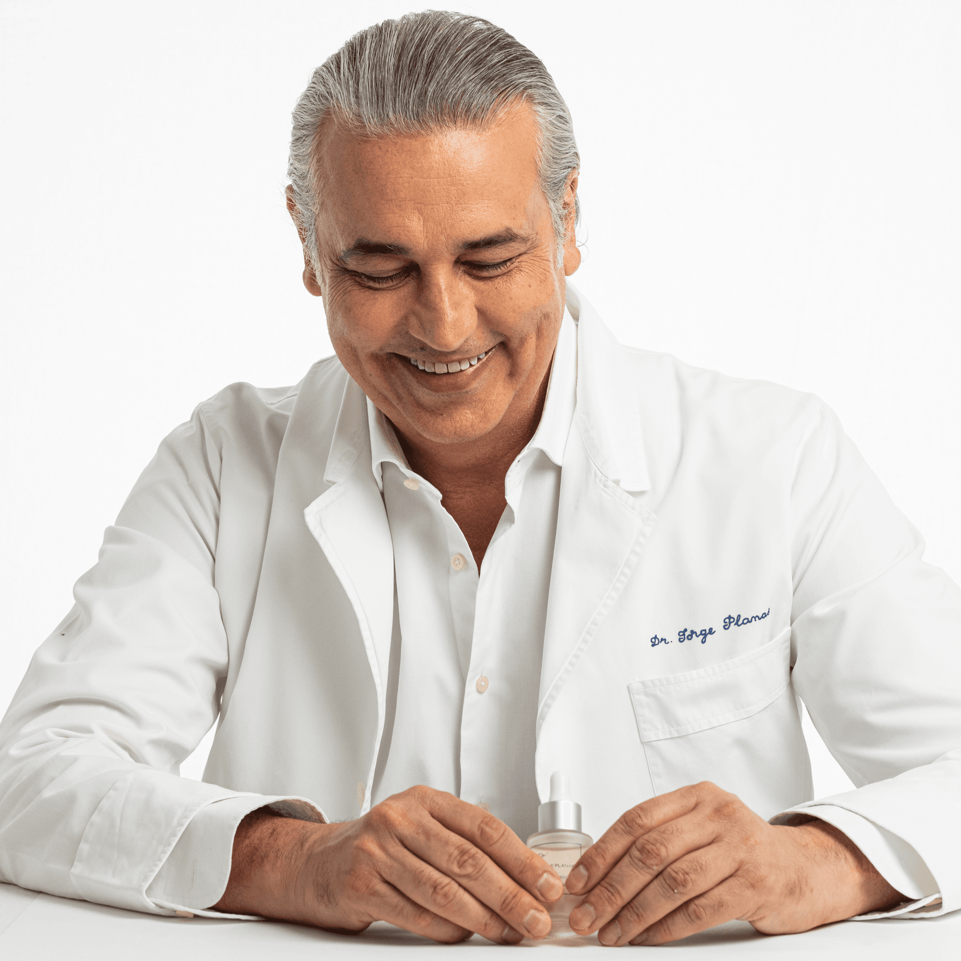 El Dr Planas con su linea de cosmetica