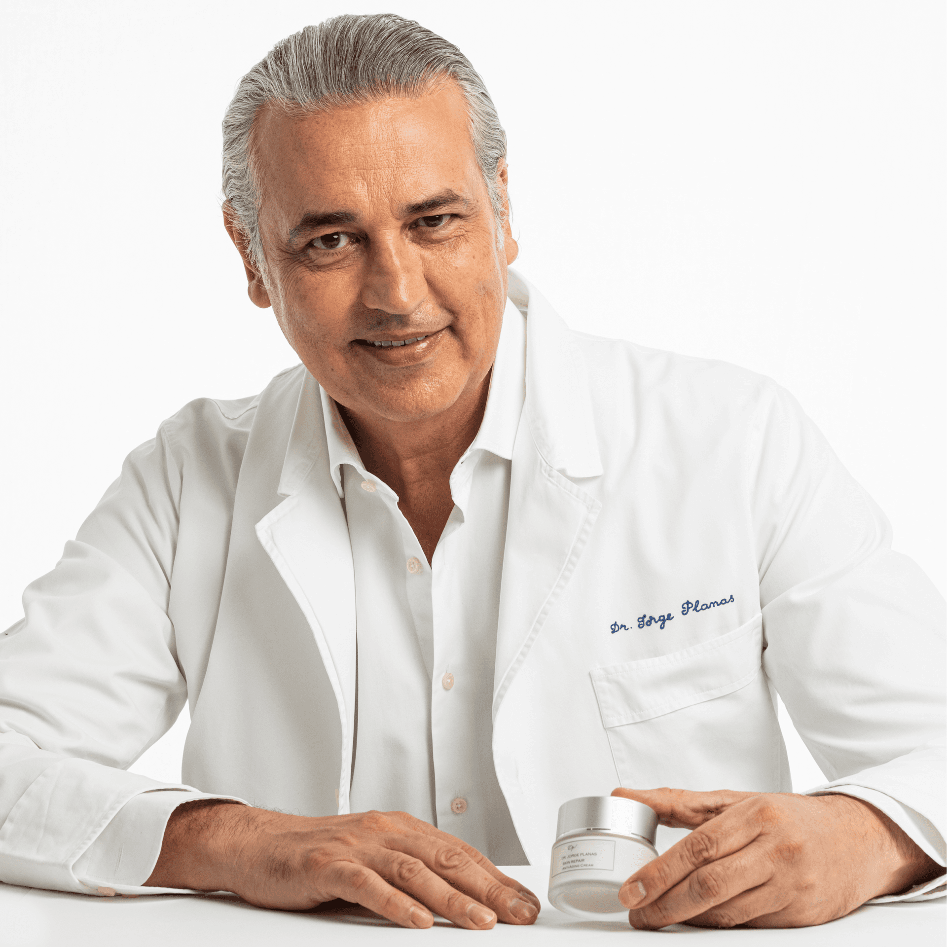 El Dr Planas con su linea de cosmetica